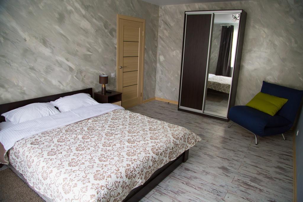 Flat2Let Daire Boryspilʼ Dış mekan fotoğraf